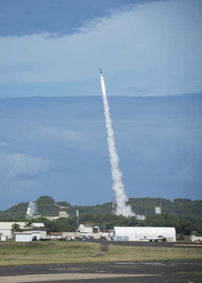 A short-range ballistic missile target is launched from the Pacific Missile Range Facility in Kauai, Hawaii, Oct. 25 as part of Vigilant Wyvern/Flight Test Aegis Weapon System-48, a joint test of the Navy Program Executive Officer Integrated Warfare Systems and the Missile Defense Agency.